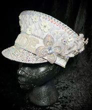 Load image into Gallery viewer, Glamorous